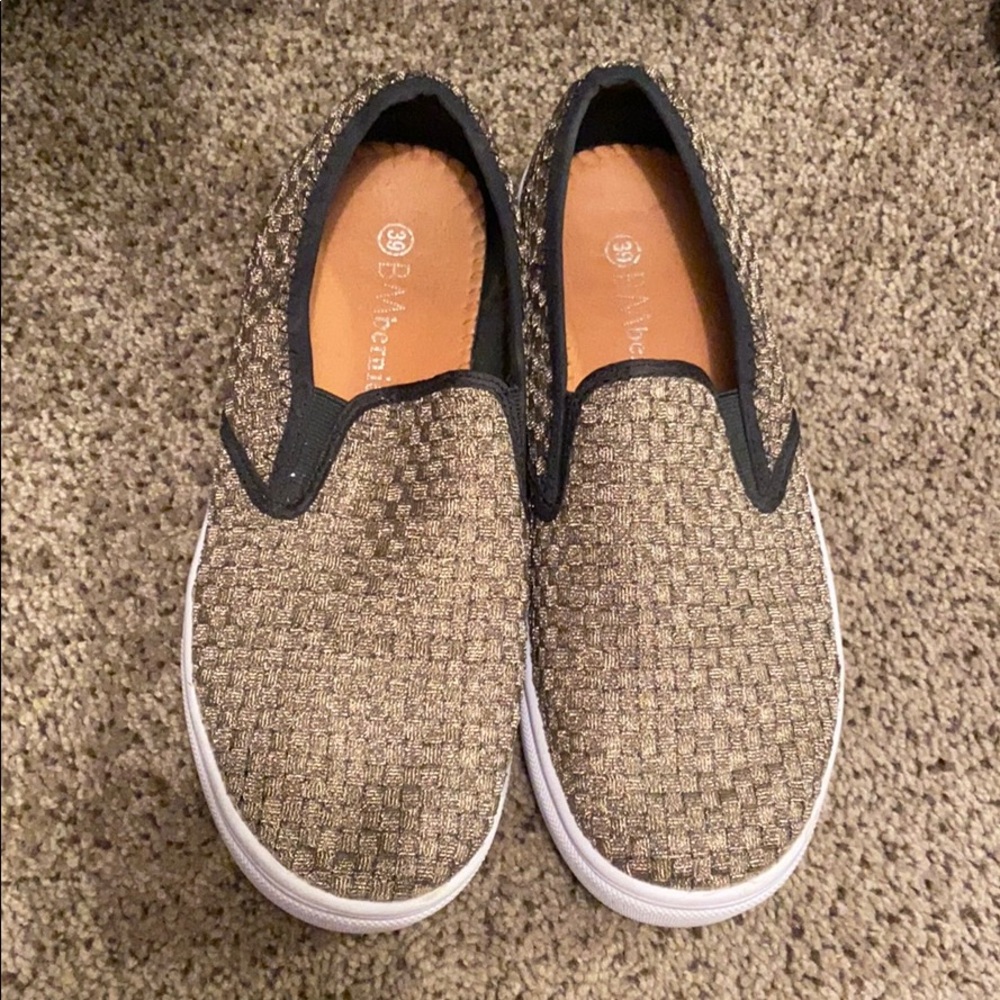 Bernie Mev slip ons